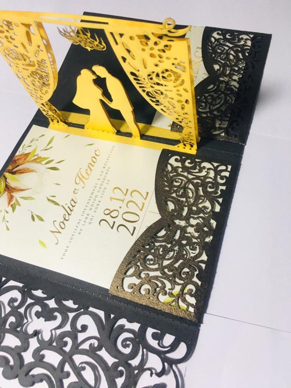 Laser-cut invite A05 3folds - Image 5