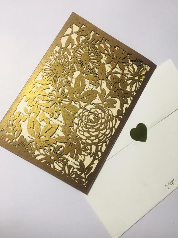 Laser-cut invite single fold - Image 6