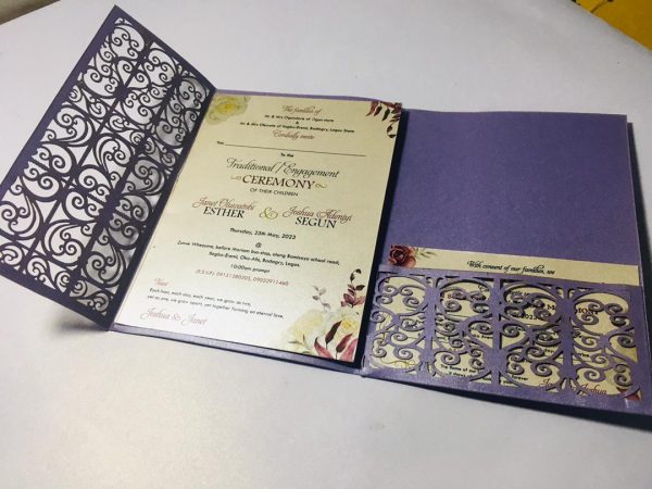 Laser-cut invite A06 3folds