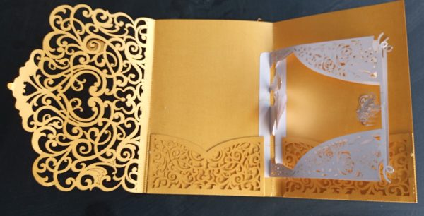 Laser-cut invite A05 3folds - Image 2