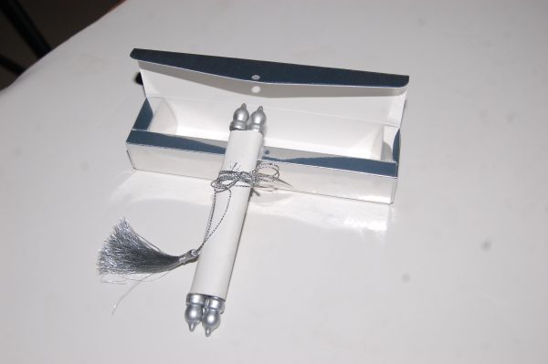 Scroll invites - Image 3